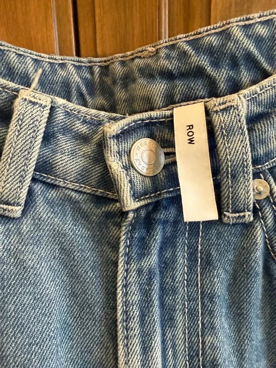 ASOS Weekday Classic High-Rise Straight Leg Blue Jeans - Picture 4 of 10